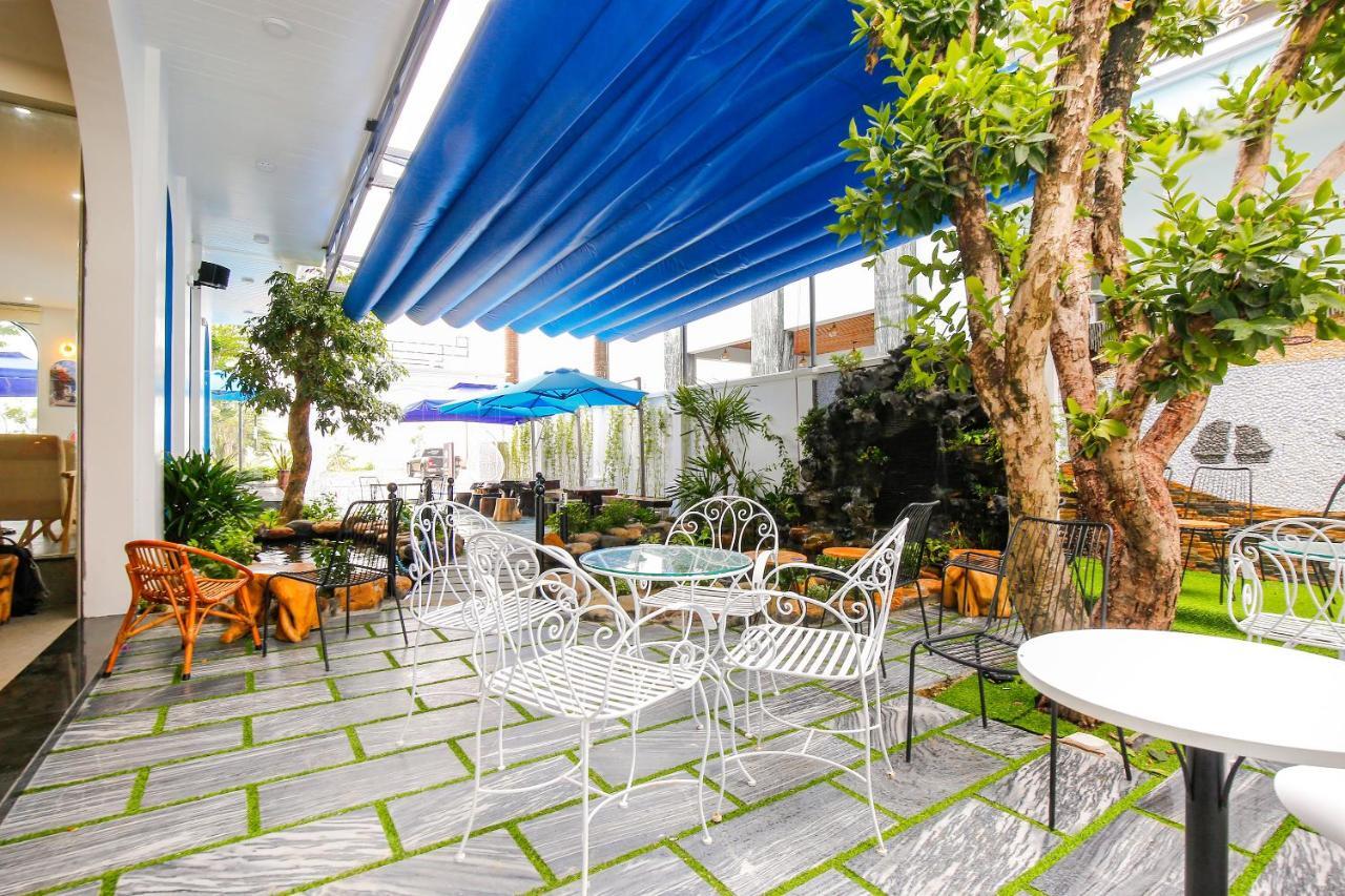 Santorini House And Coffee Hotel Da Nang Exterior photo